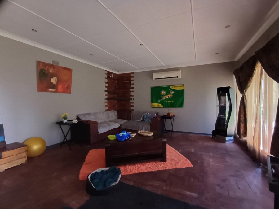 3 Bedroom Property for Sale in Songloed North West